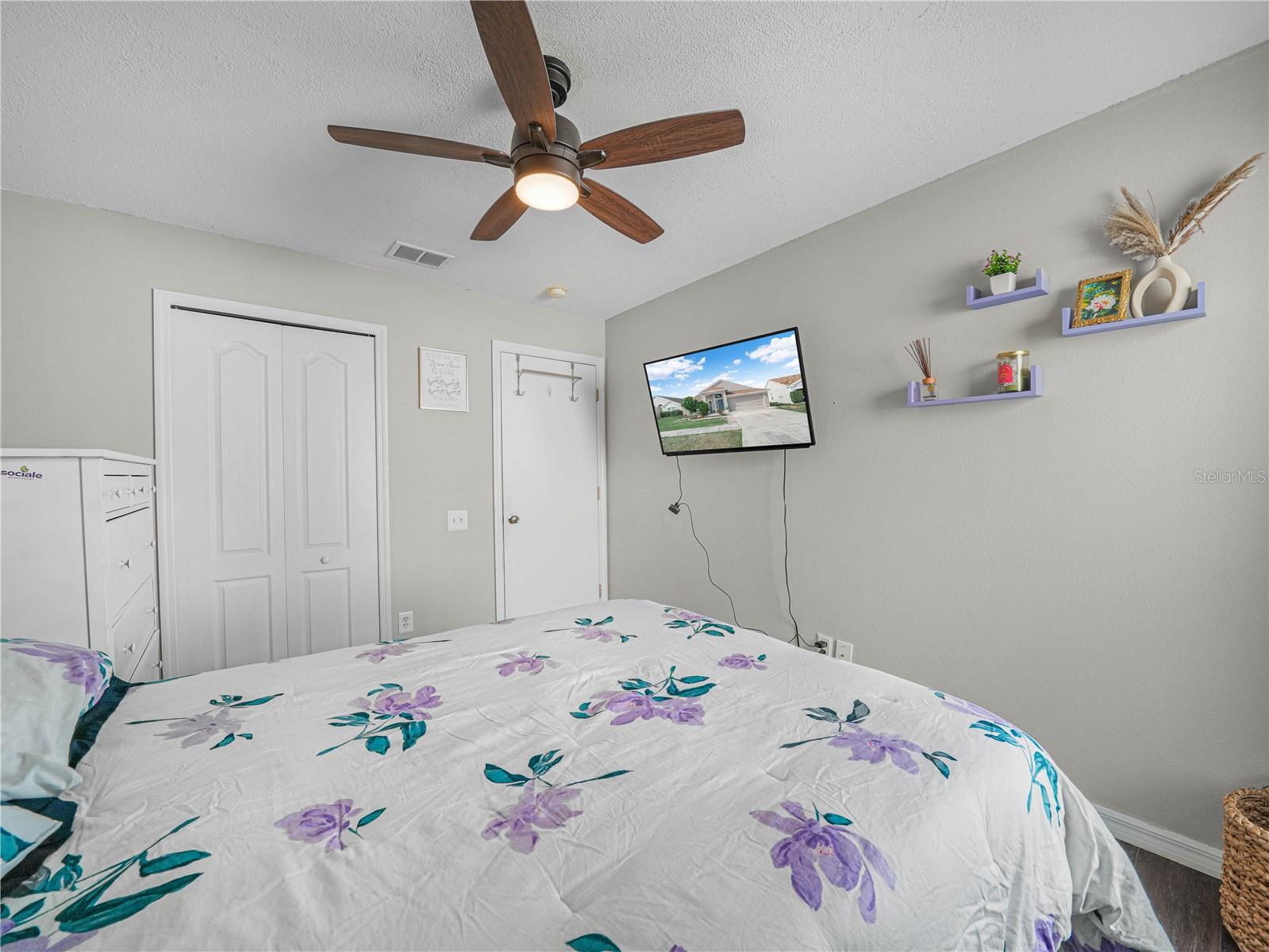 Image 19 of 53 For 12527 Midpointe Drive