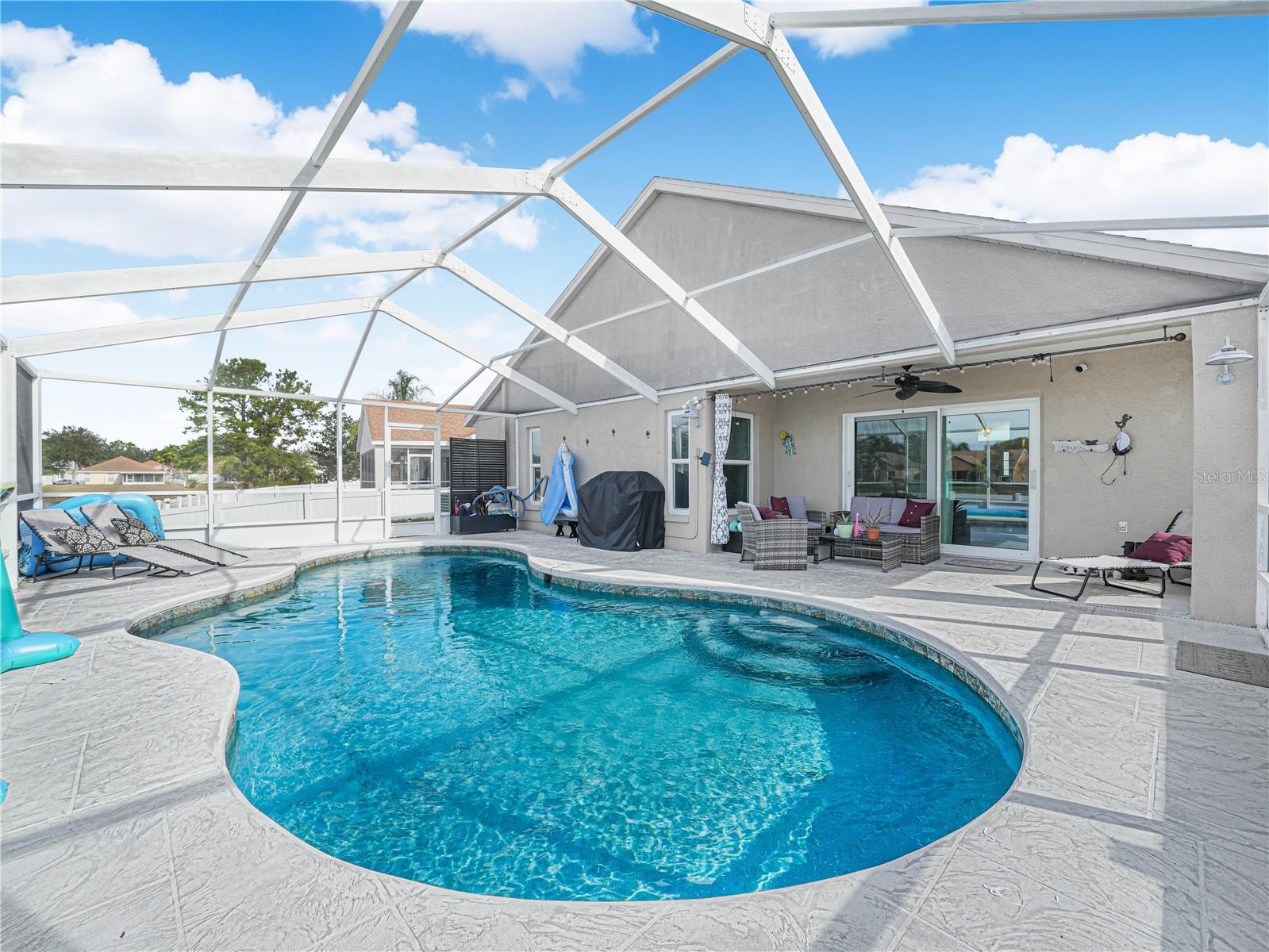 Image 22 of 53 For 12527 Midpointe Drive