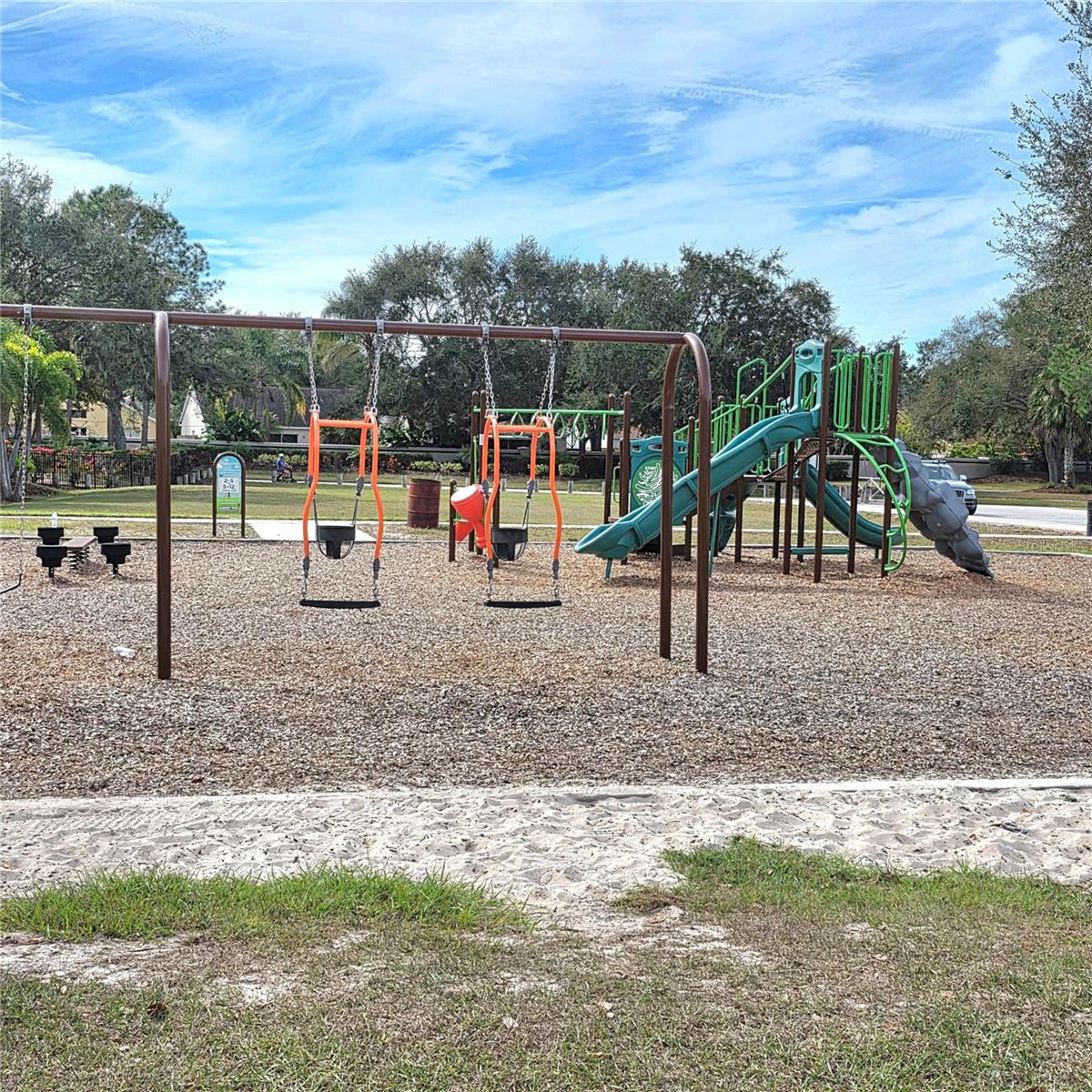 Image 28 of 53 For 12527 Midpointe Drive