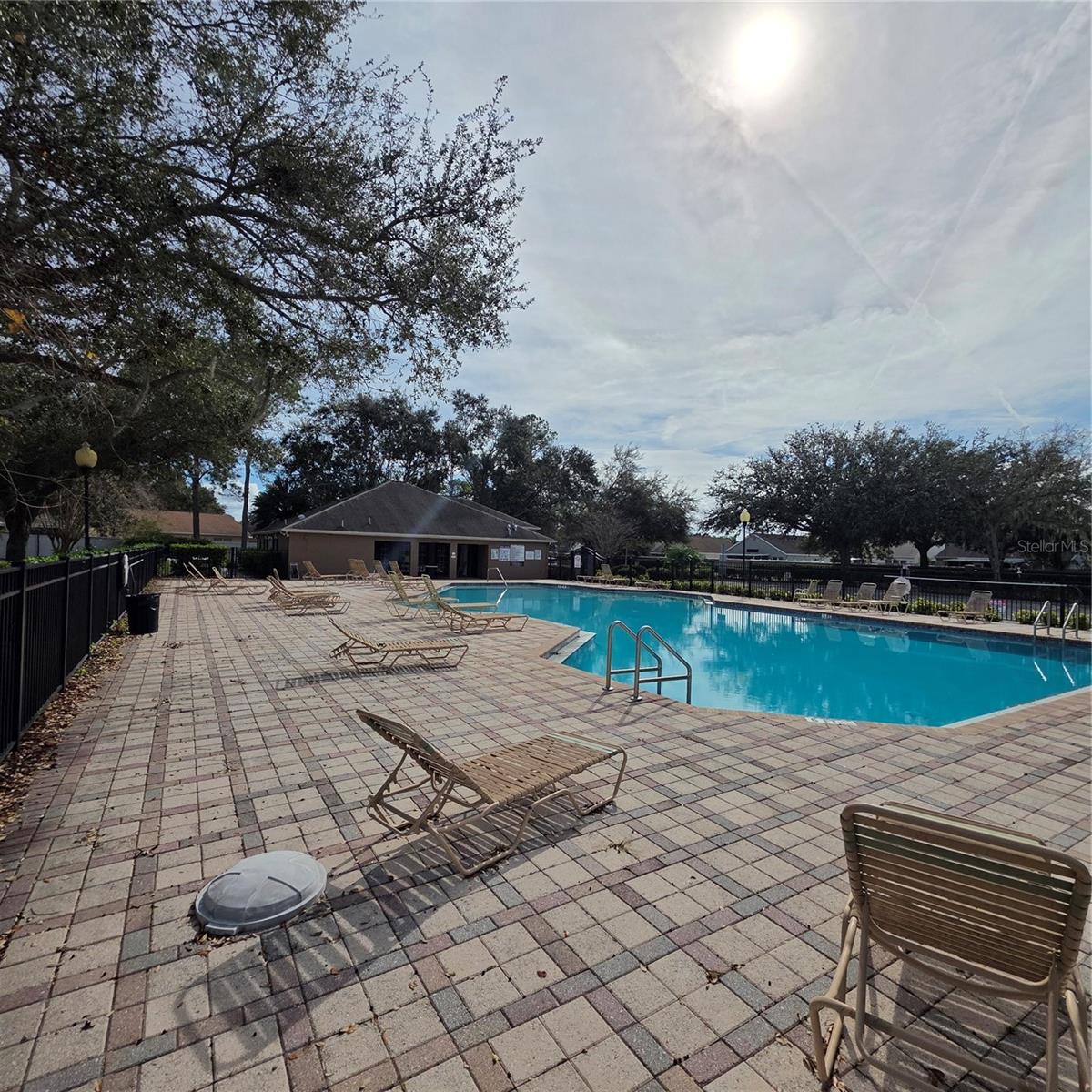 Image 37 of 53 For 12527 Midpointe Drive