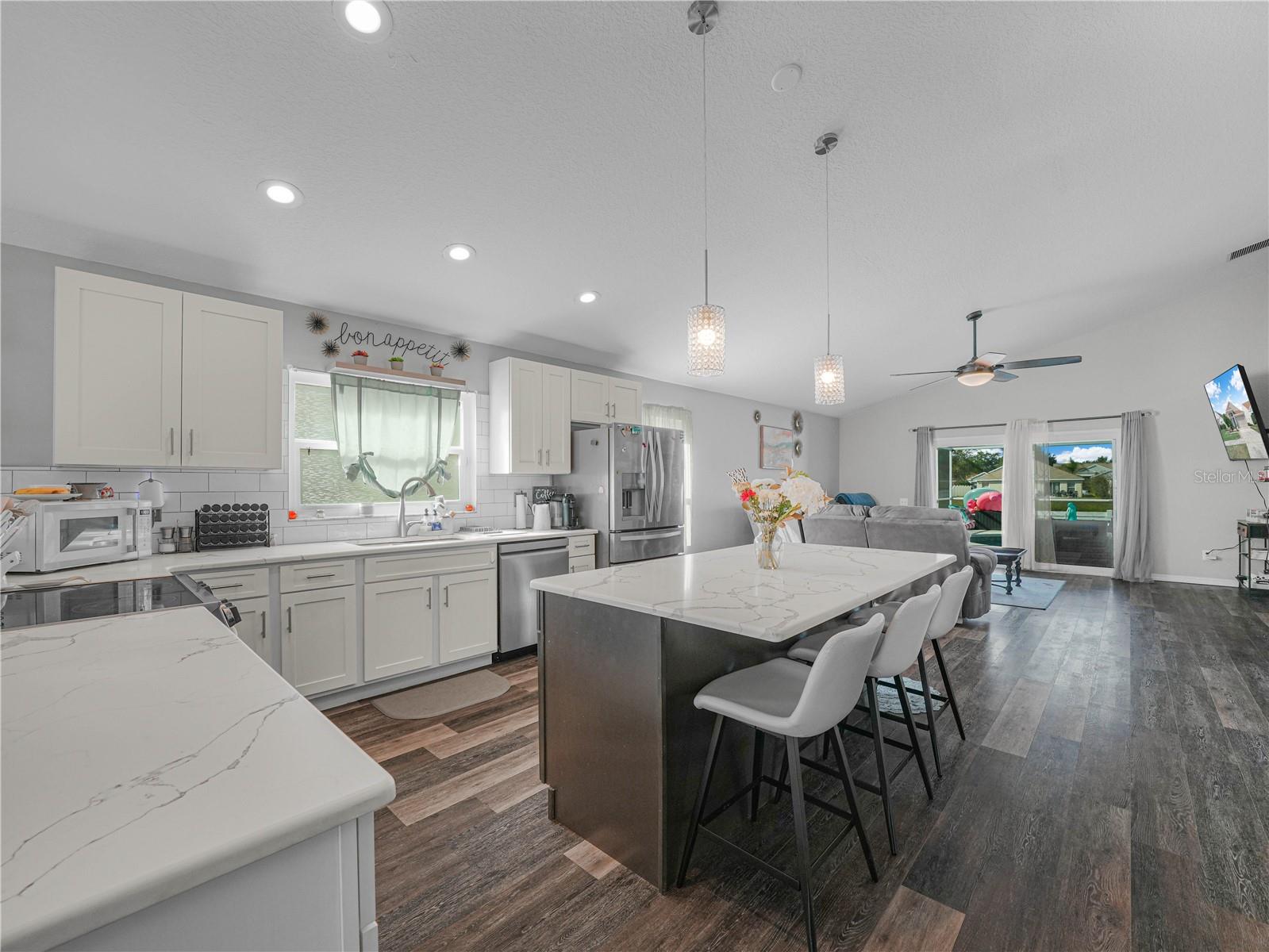 Image 9 of 53 For 12527 Midpointe Drive