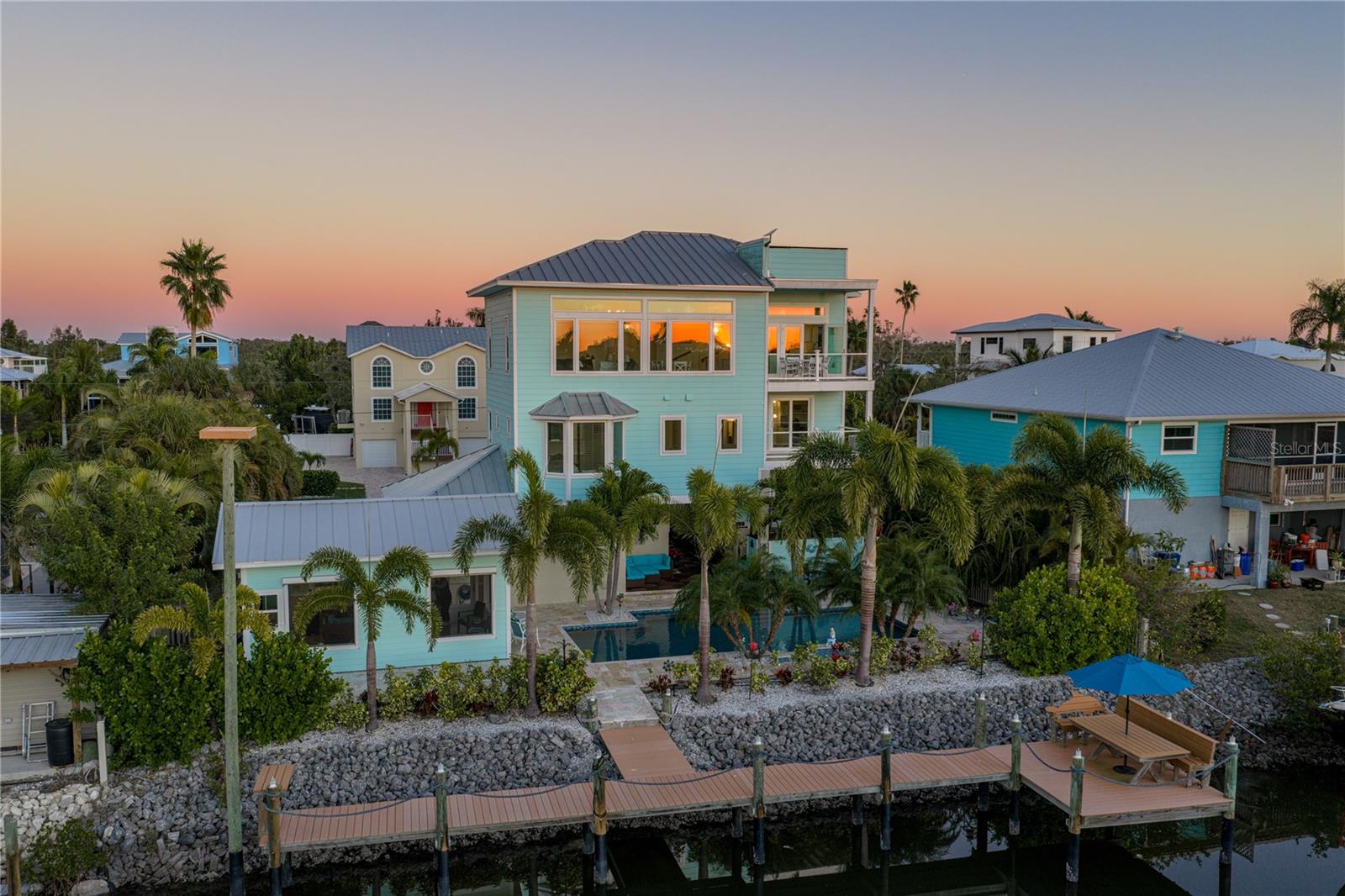 Image 3 of 91 For 125 Burns Road