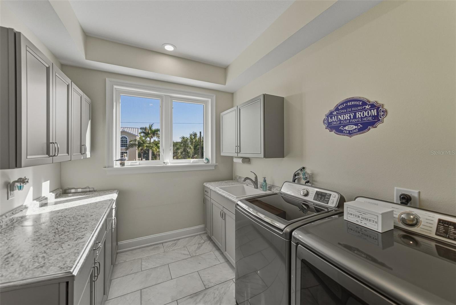 Image 34 of 91 For 125 Burns Road