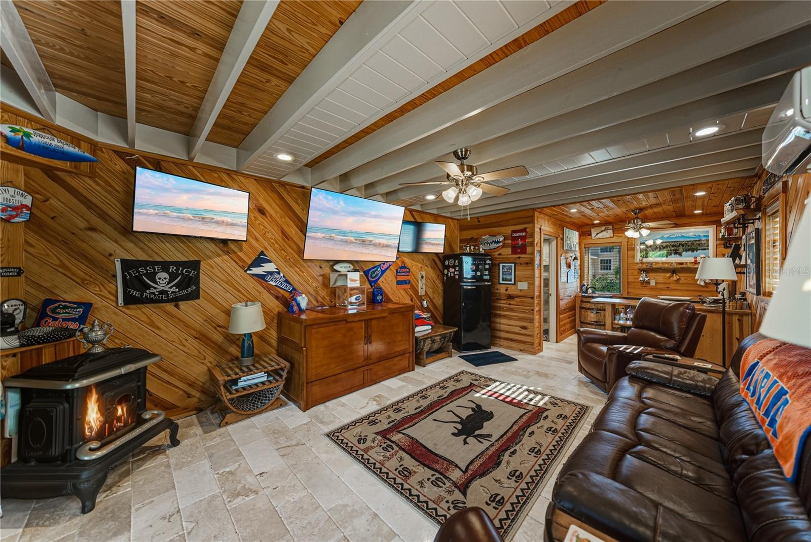 Image 43 of 91 For 125 Burns Road