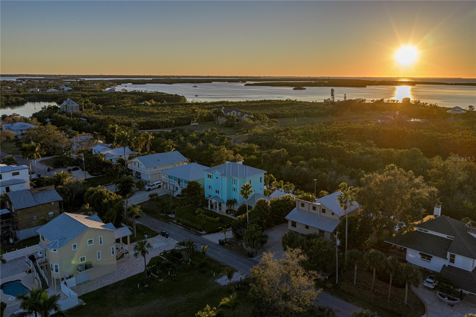 Image 86 of 91 For 125 Burns Road