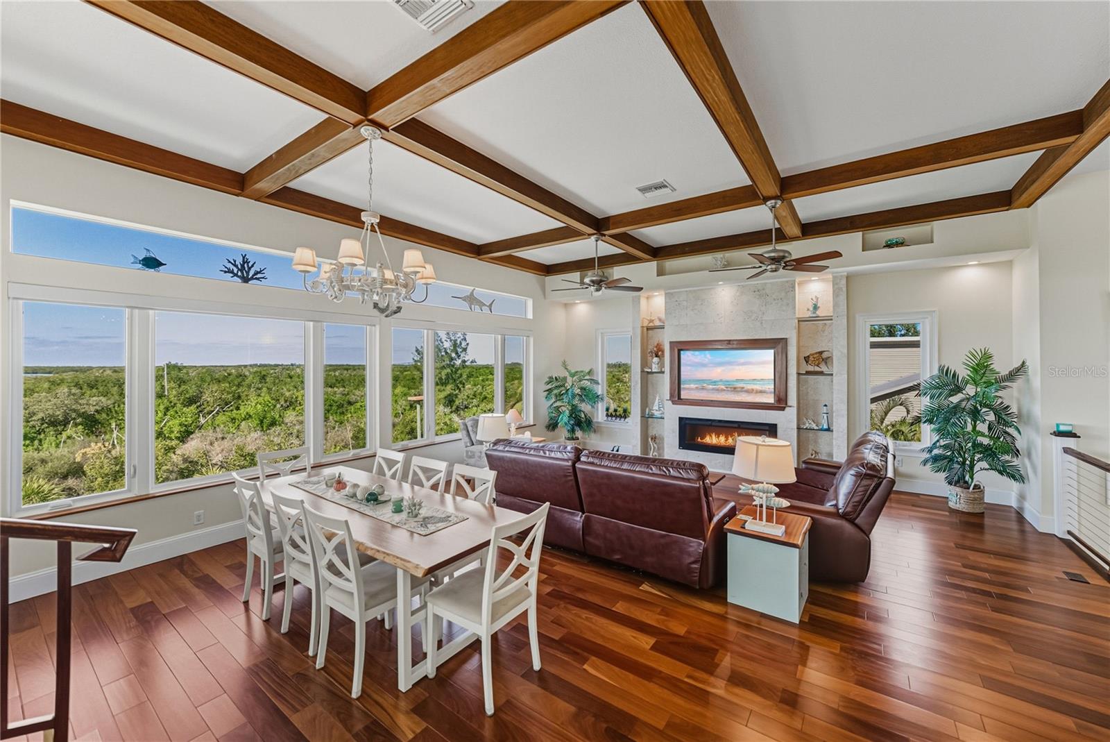 Image 9 of 91 For 125 Burns Road