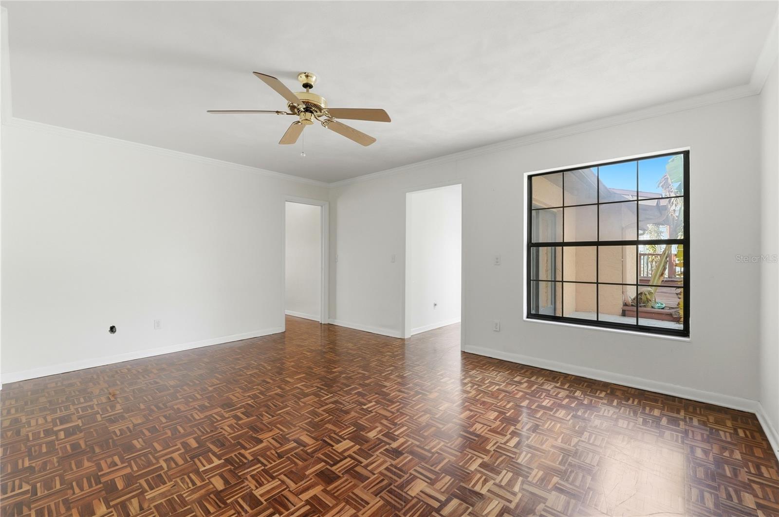 Image 12 of 48 For 6742 Winterset Gardens Road