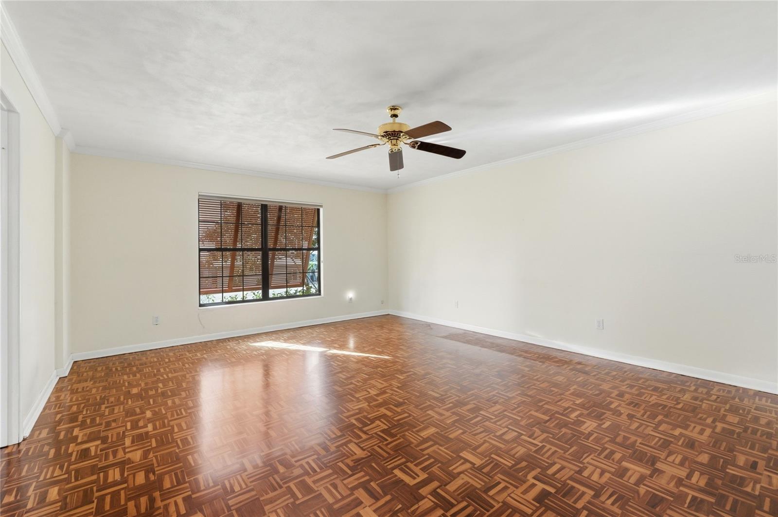 Image 14 of 48 For 6742 Winterset Gardens Road