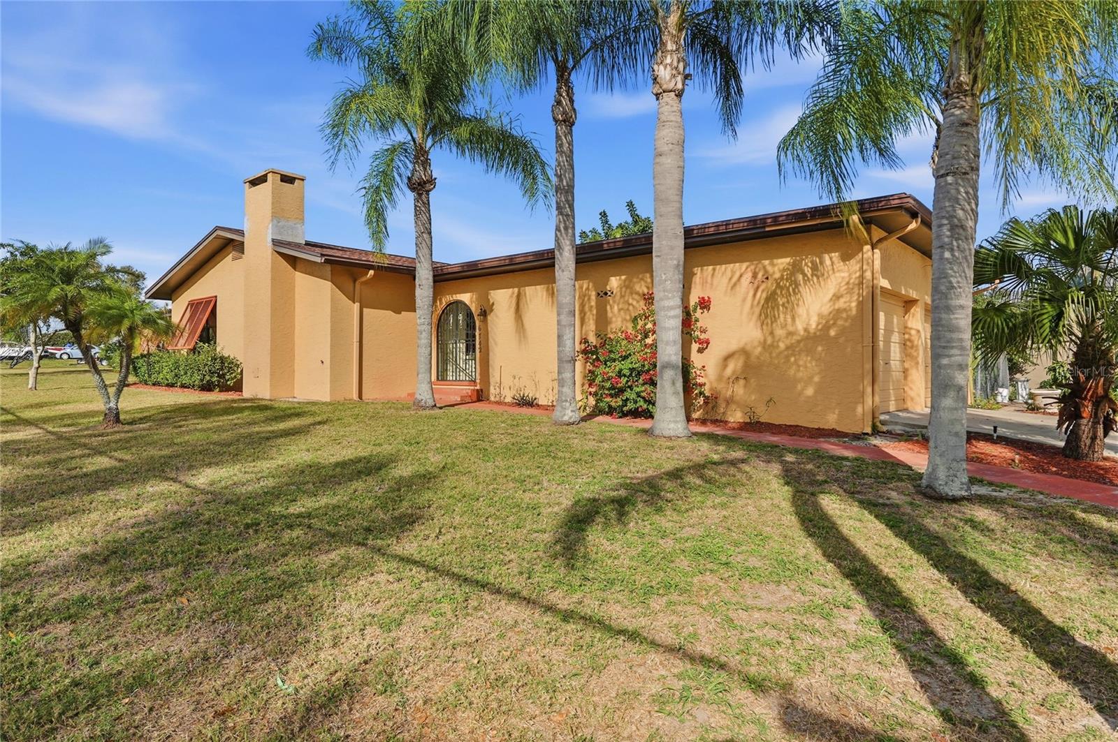 Image 2 of 48 For 6742 Winterset Gardens Road