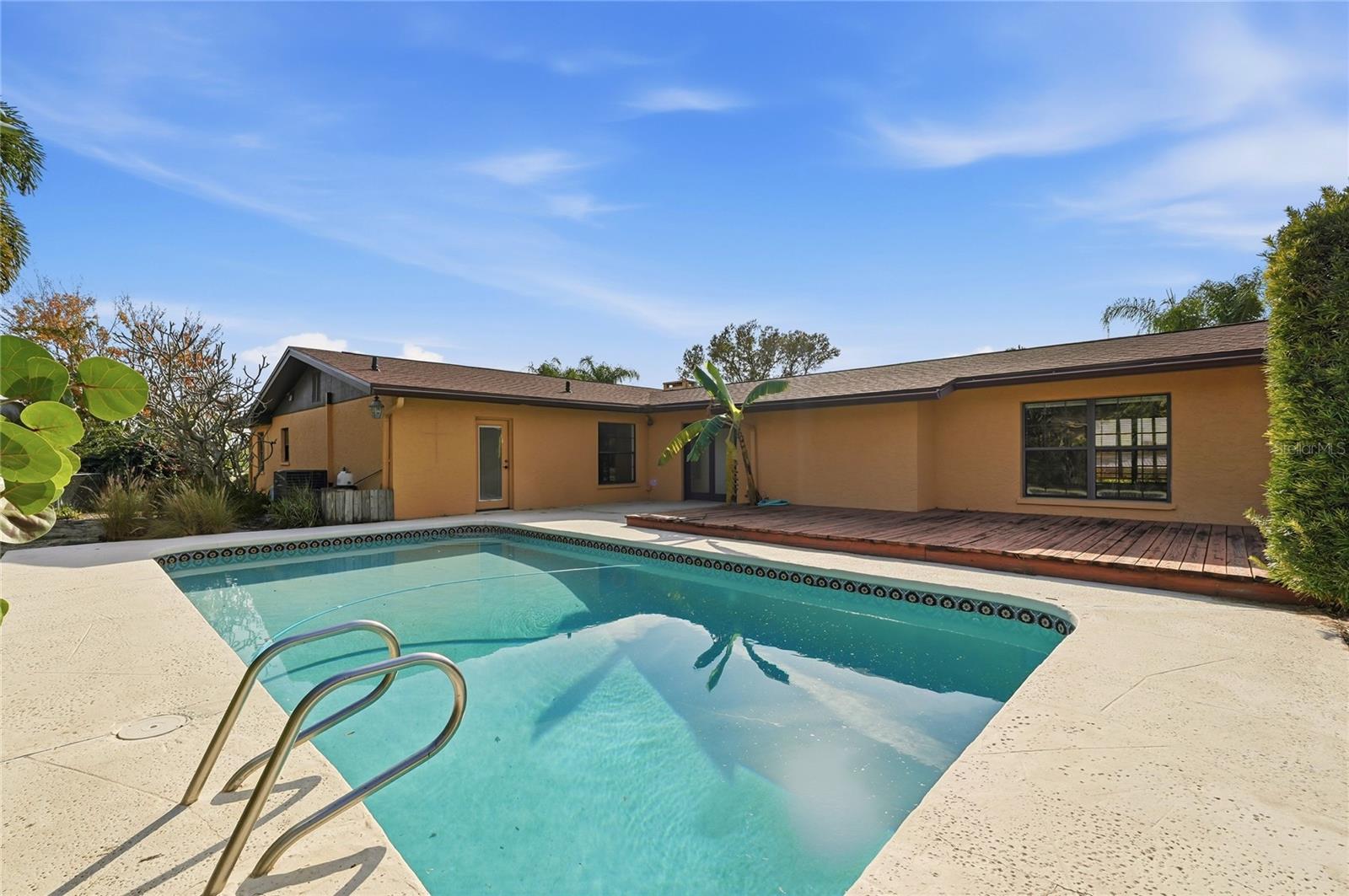 Image 34 of 48 For 6742 Winterset Gardens Road