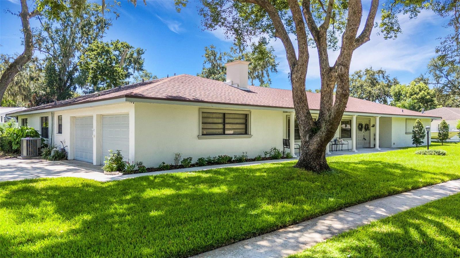 Image 49 of 53 For 6318 Oak Square W