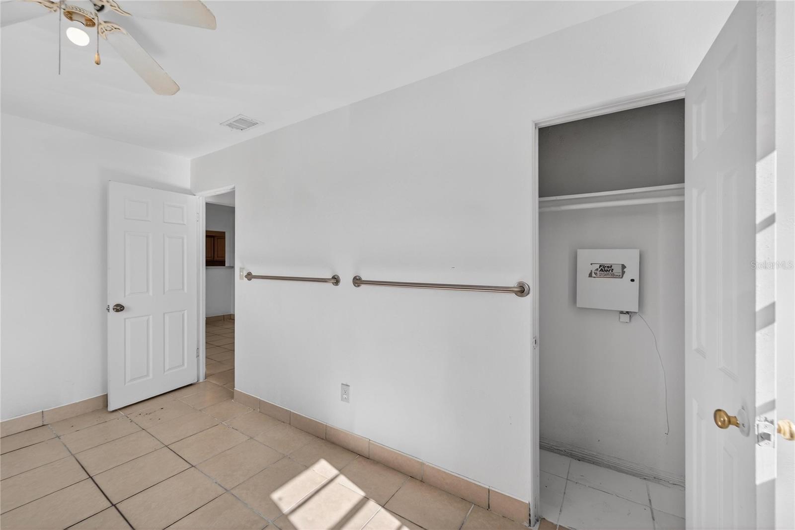 Image 17 of 31 For 1437 Arlington Road