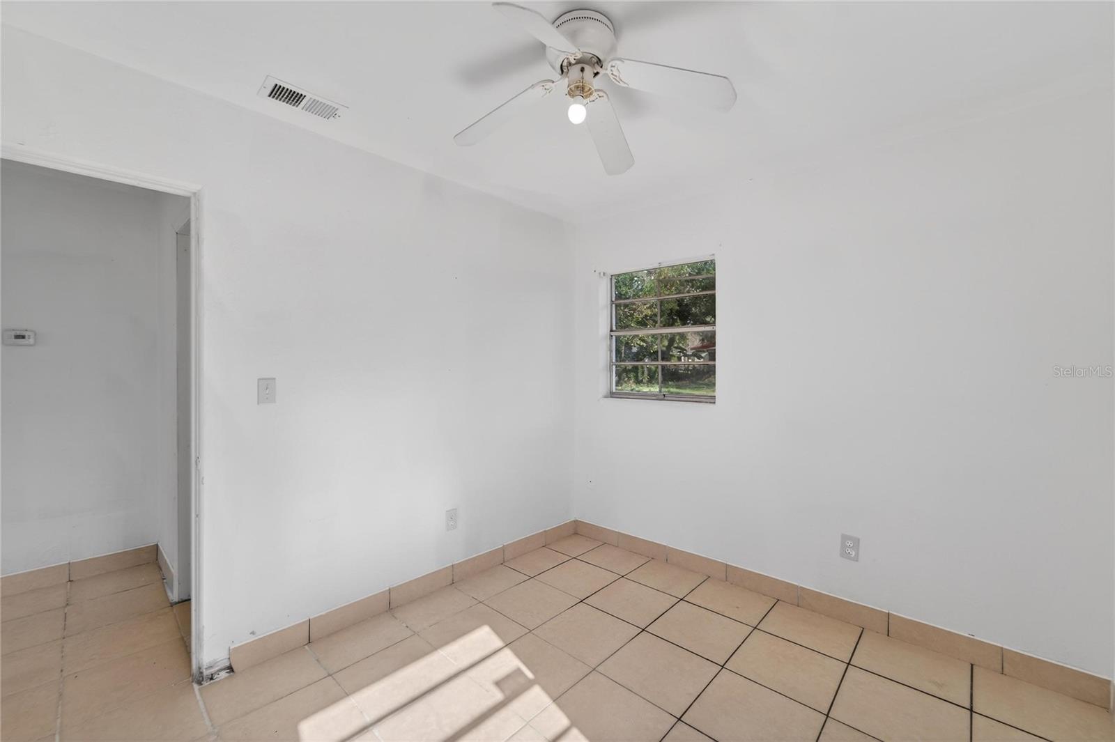 Image 19 of 31 For 1437 Arlington Road