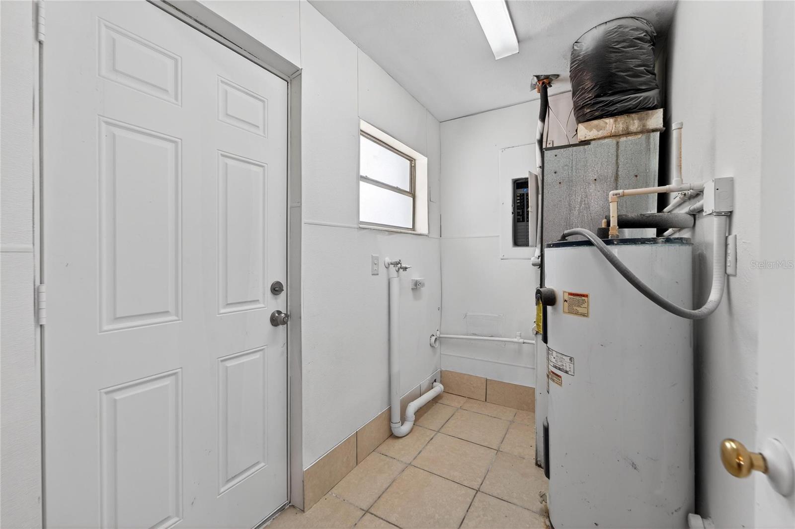 Image 25 of 31 For 1437 Arlington Road