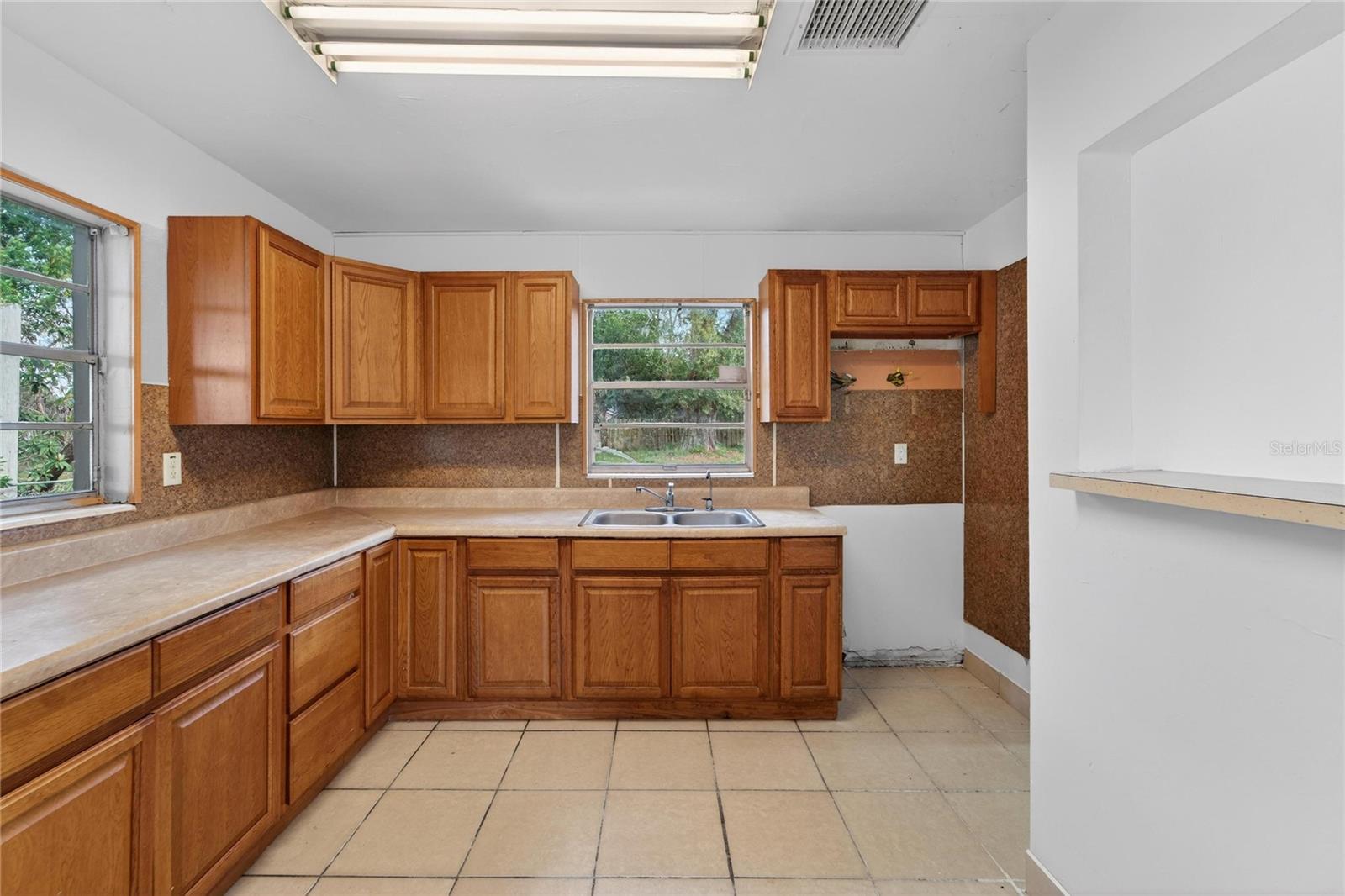 Image 6 of 31 For 1437 Arlington Road