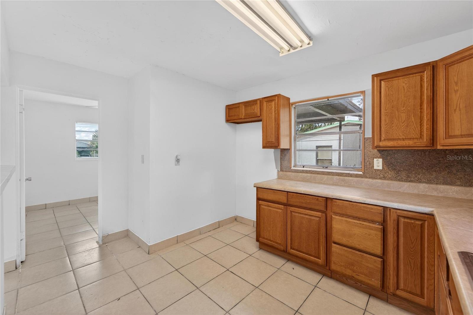 Image 7 of 31 For 1437 Arlington Road