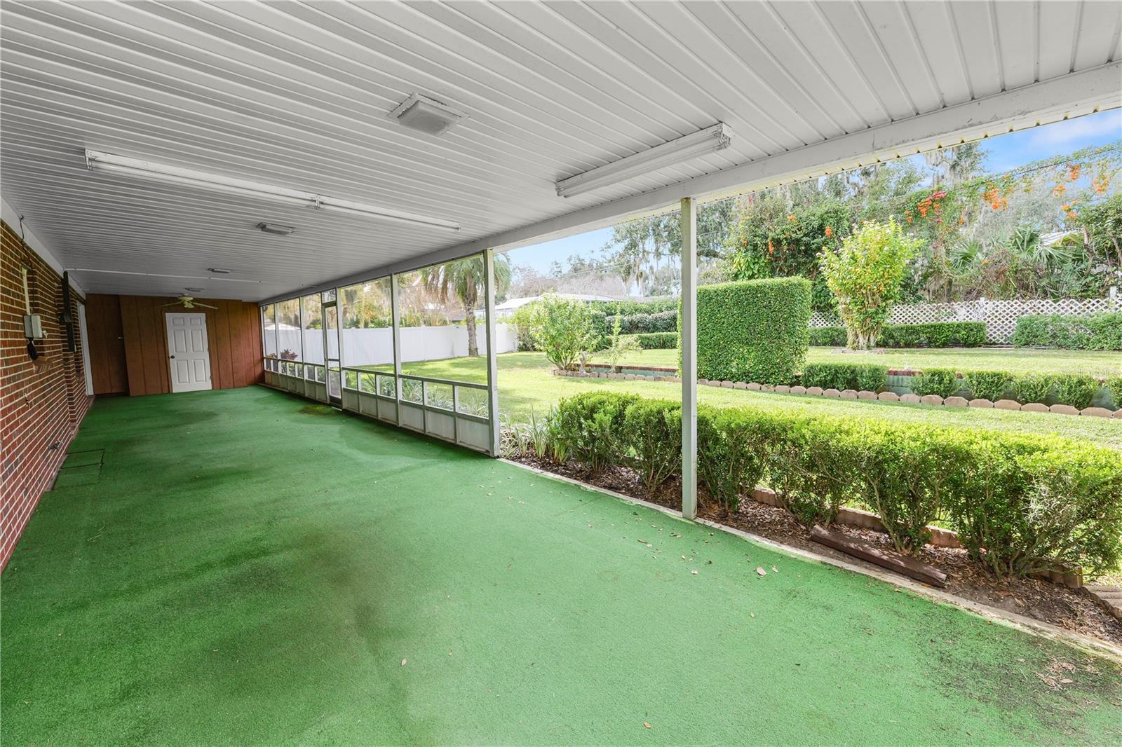 Image 37 of 48 For 2631 Newport Avenue