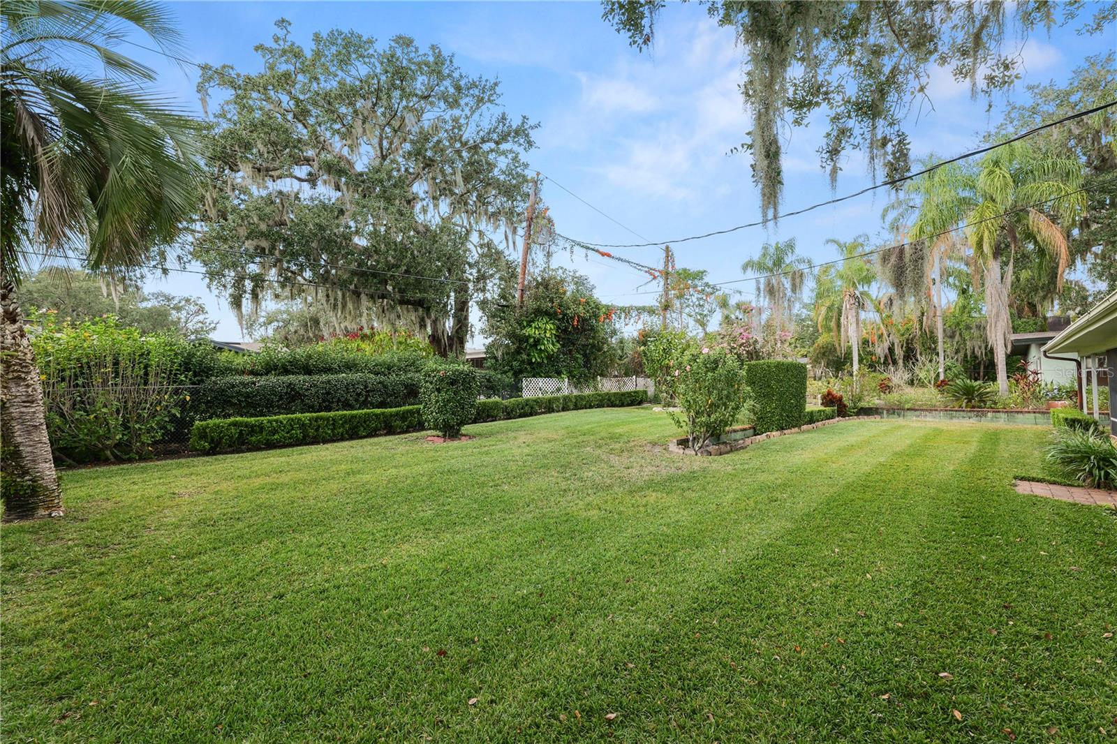 Image 40 of 48 For 2631 Newport Avenue