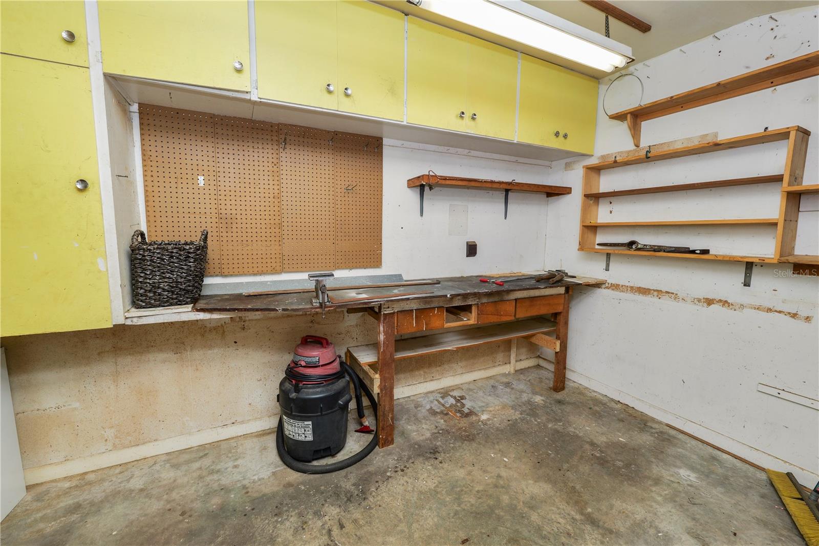 Image 44 of 48 For 2631 Newport Avenue