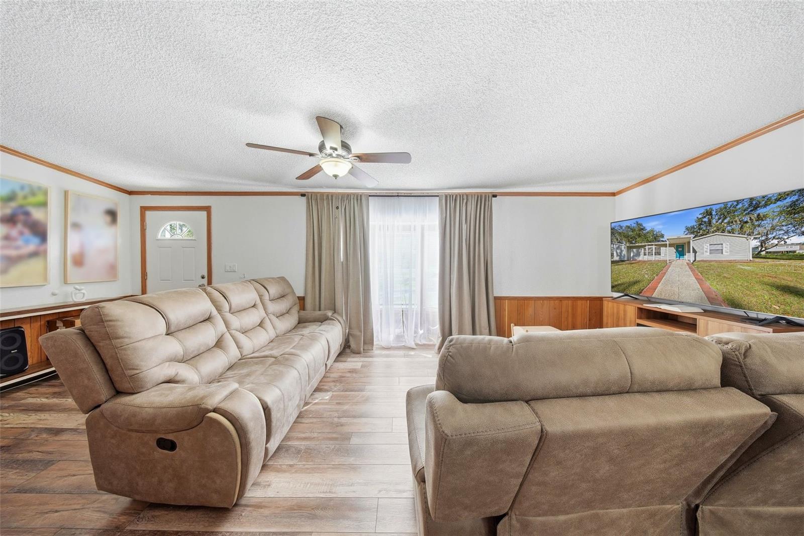 Image 14 of 66 For 6025 Eagle Trail