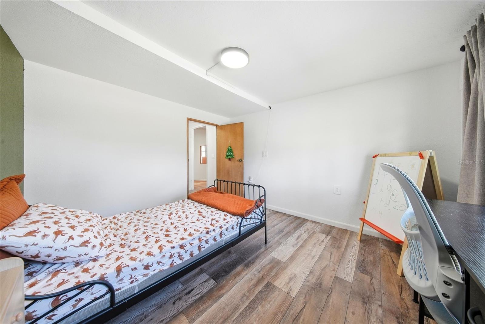 Image 26 of 66 For 6025 Eagle Trail