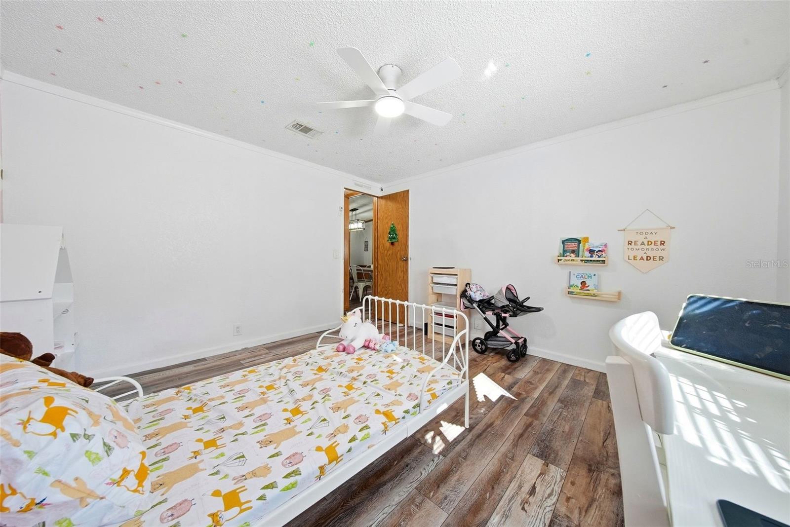 Image 28 of 66 For 6025 Eagle Trail