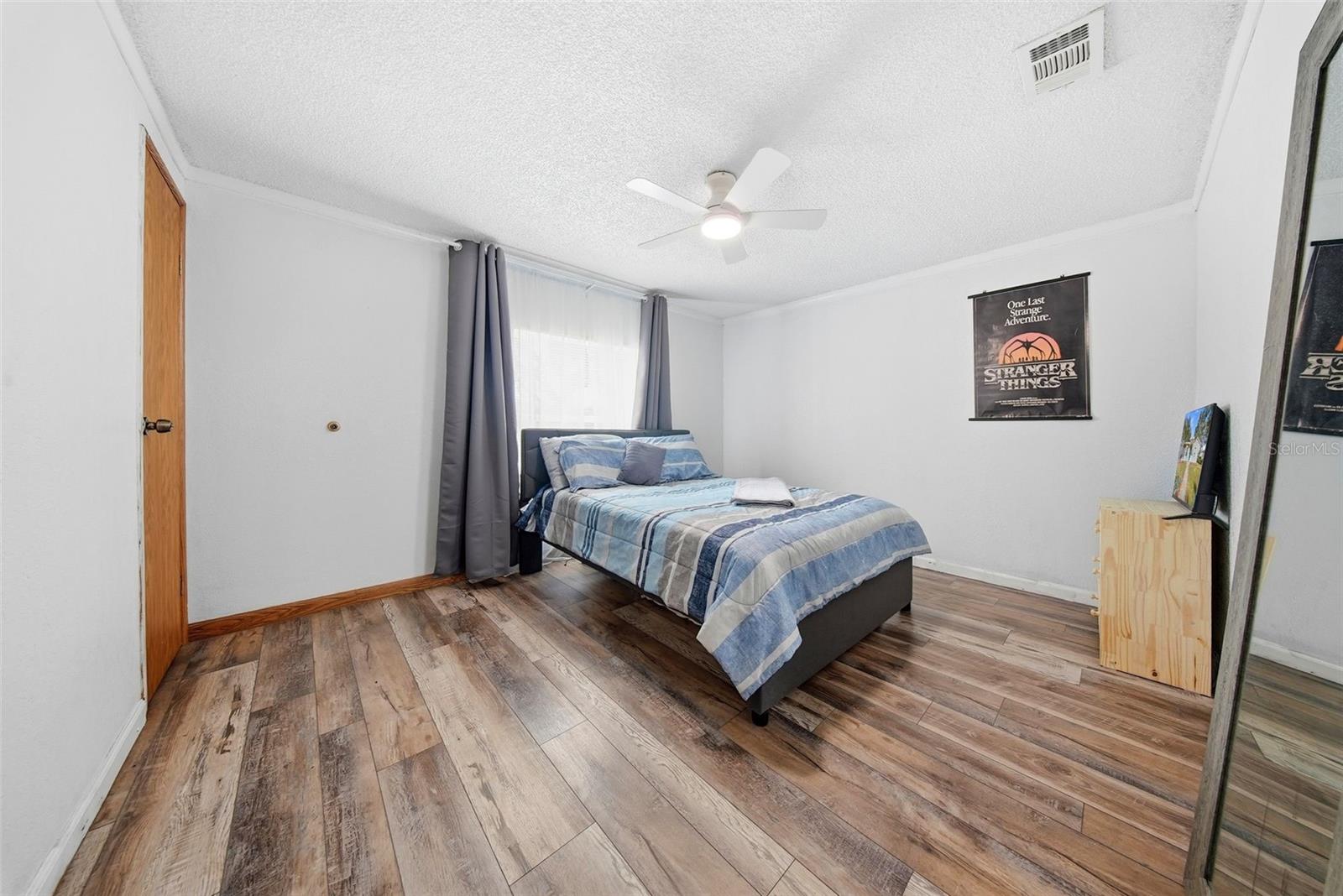 Image 29 of 66 For 6025 Eagle Trail