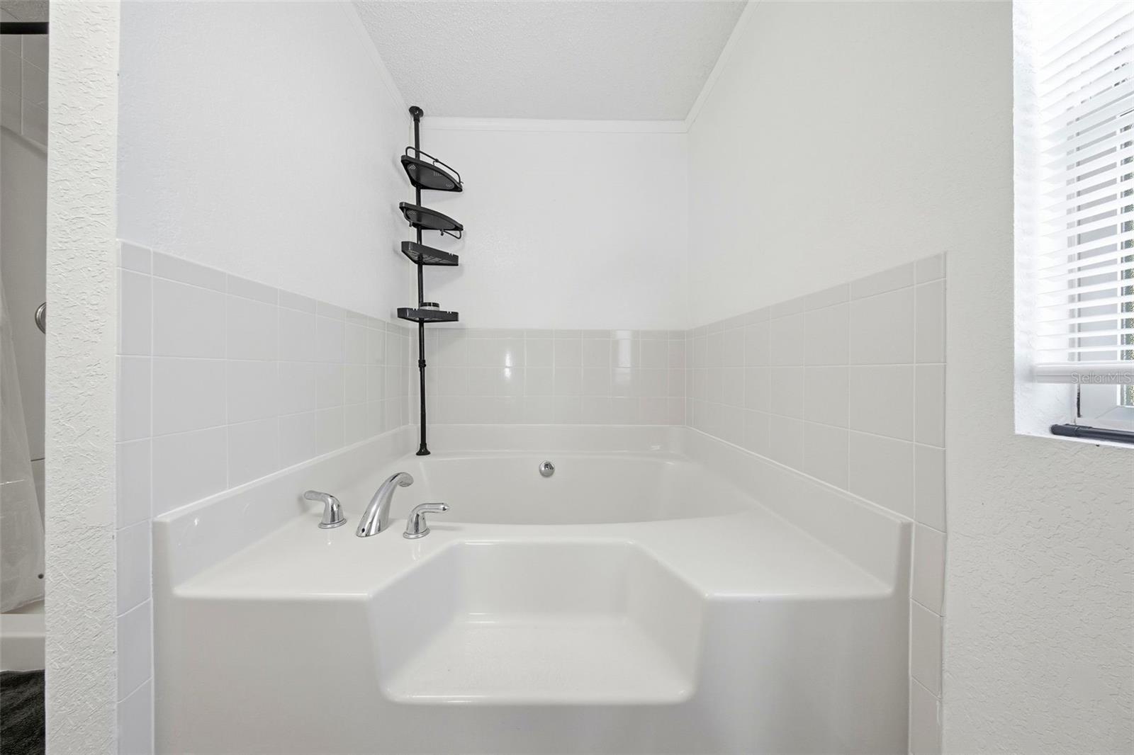 Image 38 of 66 For 6025 Eagle Trail