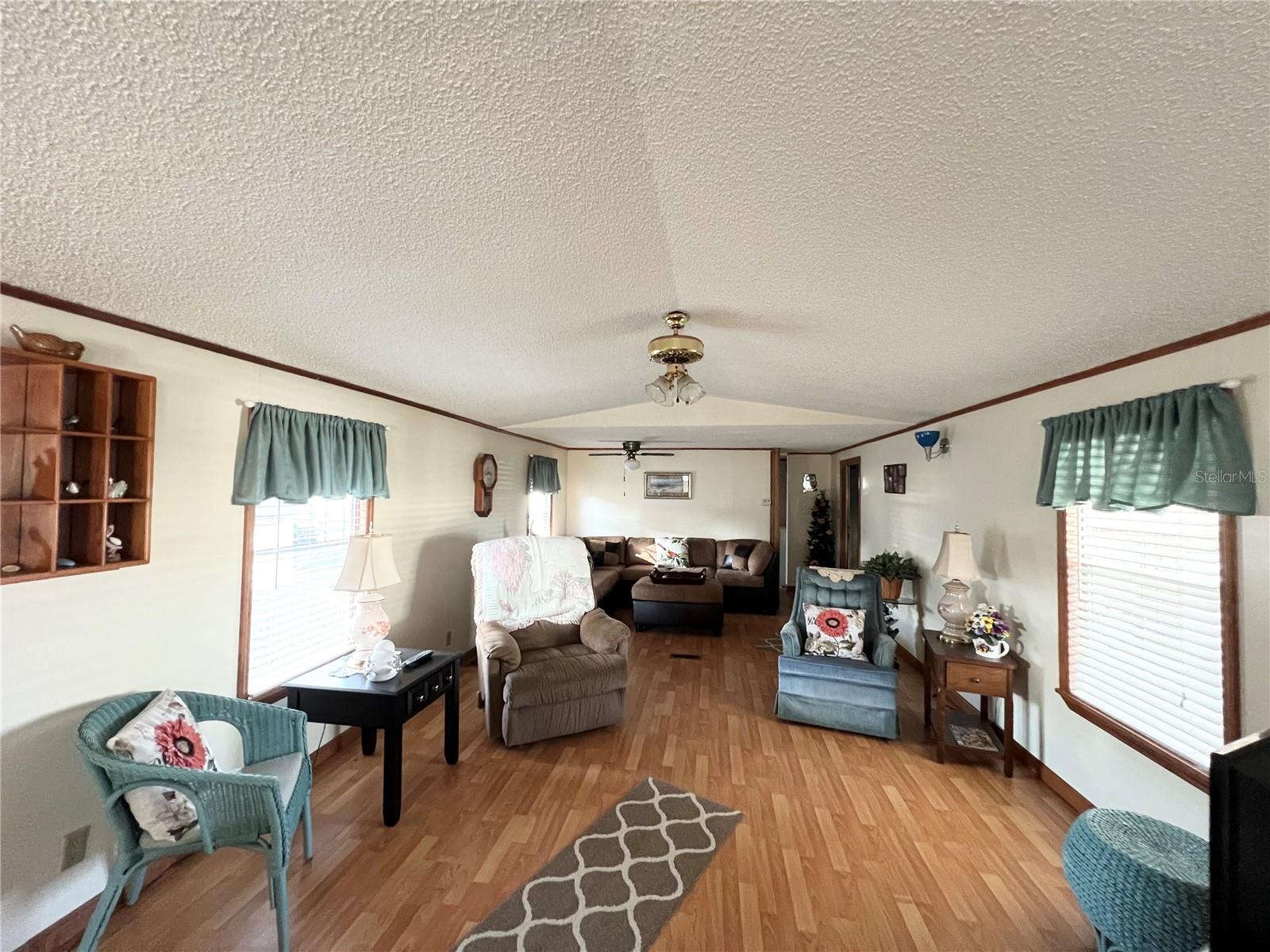 Image 2 of 16 For 230 Martin Drive