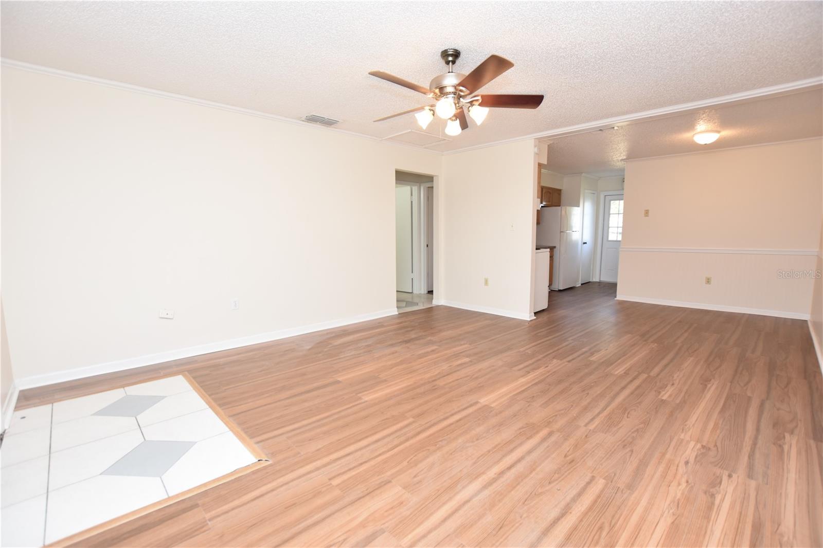 Image 3 of 22 For 3108 Ellis Avenue