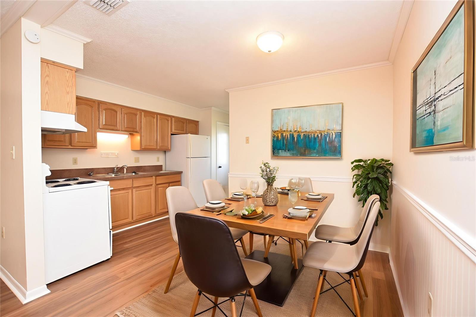 Image 4 of 22 For 3108 Ellis Avenue