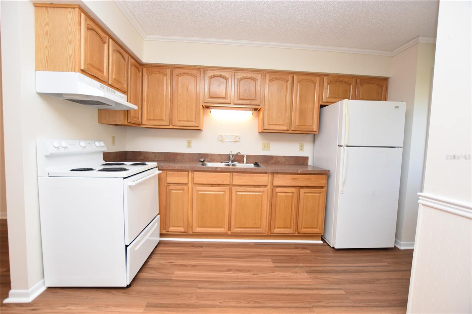 Image 6 of 22 For 3108 Ellis Avenue