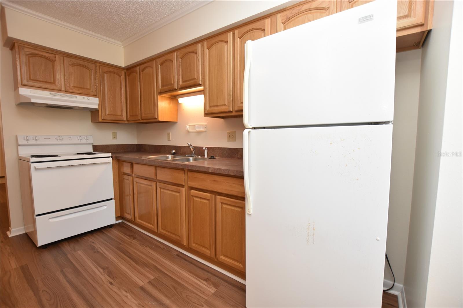 Image 8 of 22 For 3108 Ellis Avenue