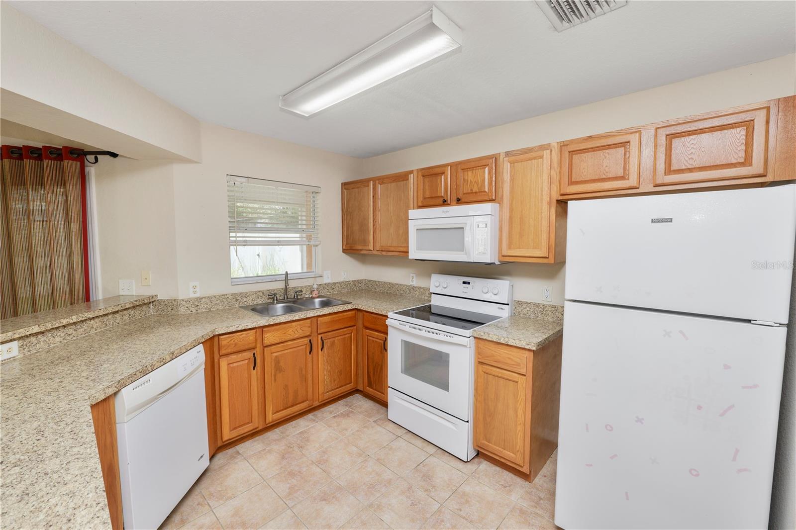 Image 10 of 34 For 222 Carpenters Way 60