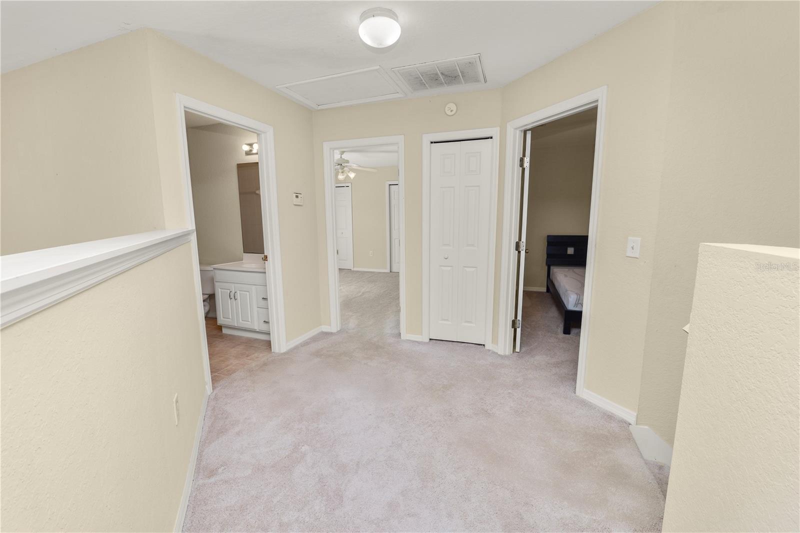 Image 19 of 34 For 222 Carpenters Way 60