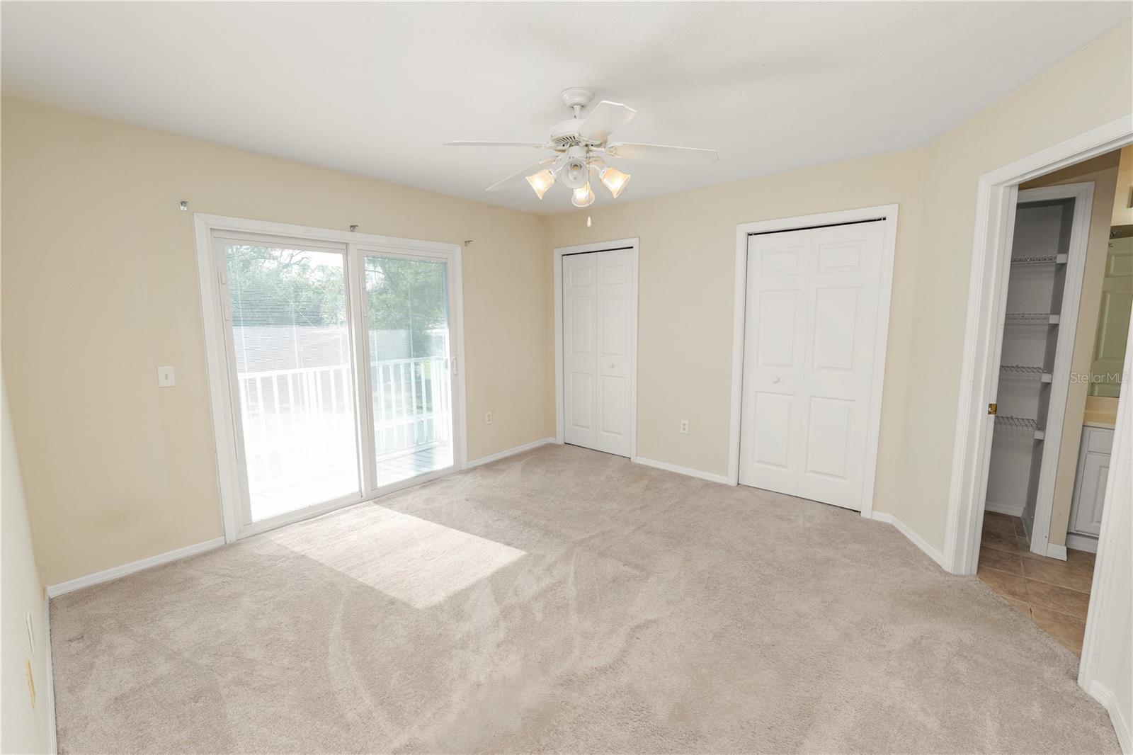 Image 22 of 34 For 222 Carpenters Way 60