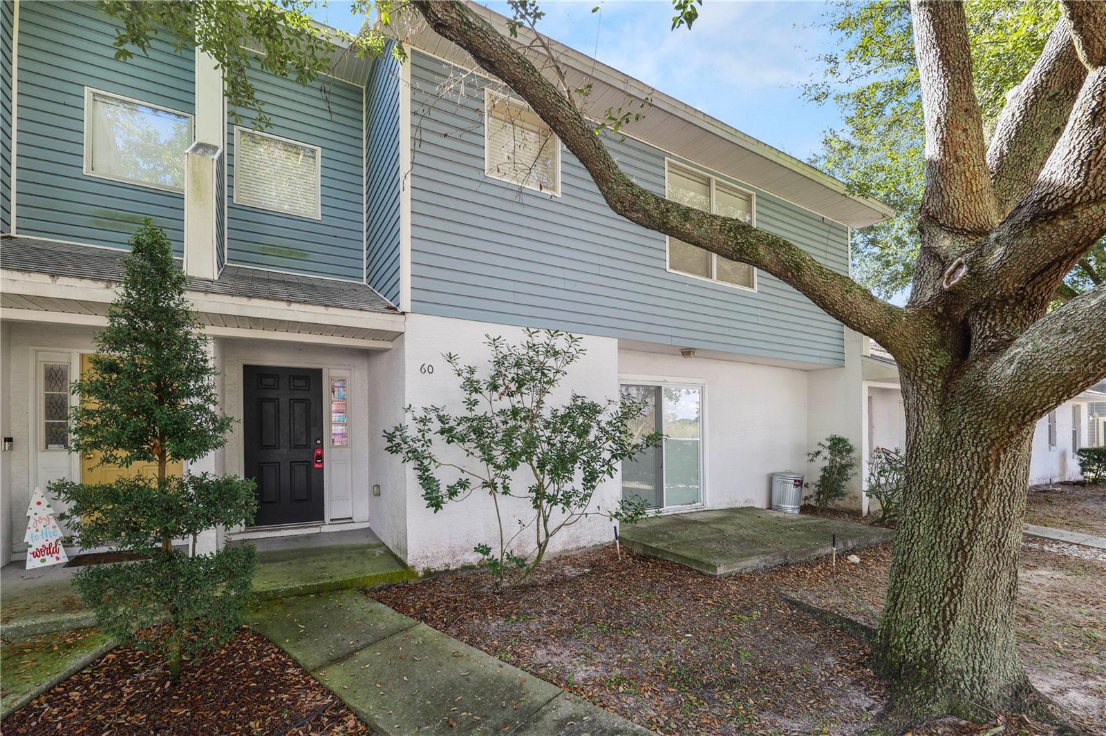 Image 3 of 34 For 222 Carpenters Way 60