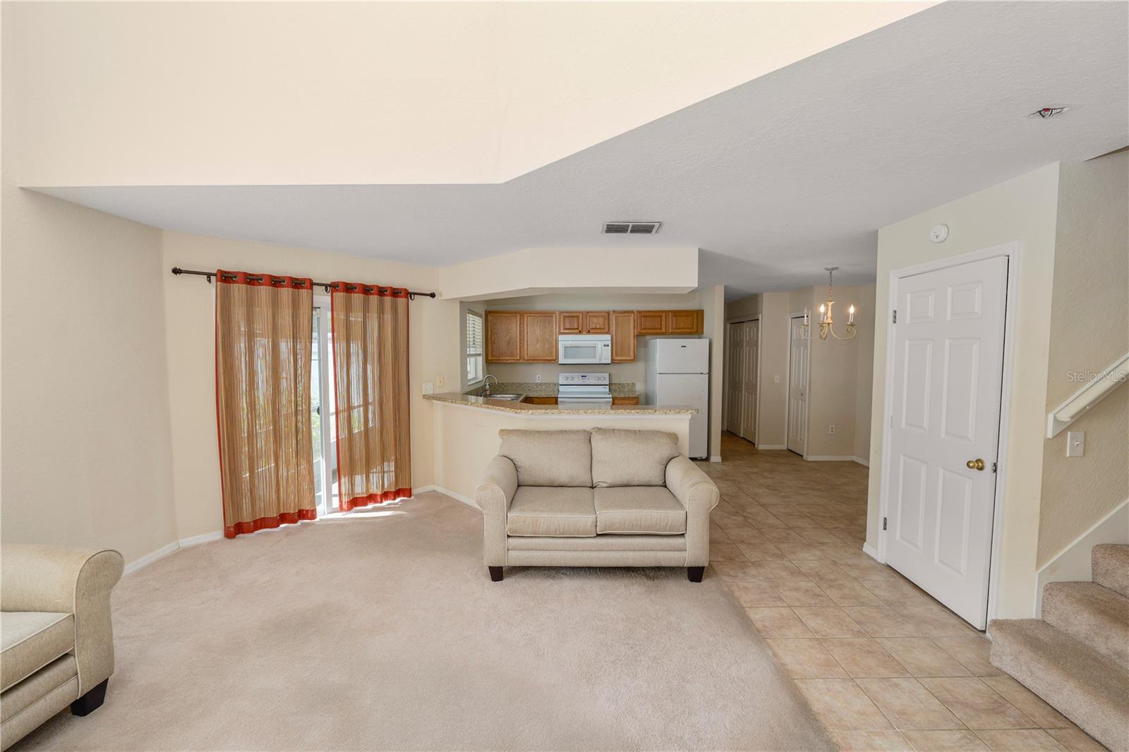 Image 7 of 34 For 222 Carpenters Way 60