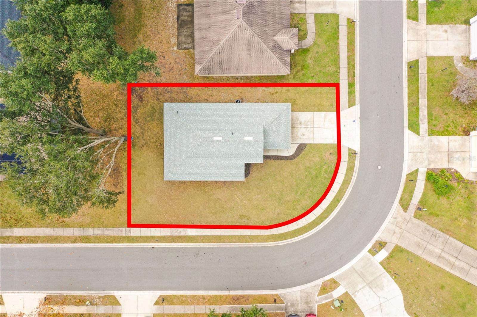 Image 12 of 20 For 137 Eagle Point Boulevard