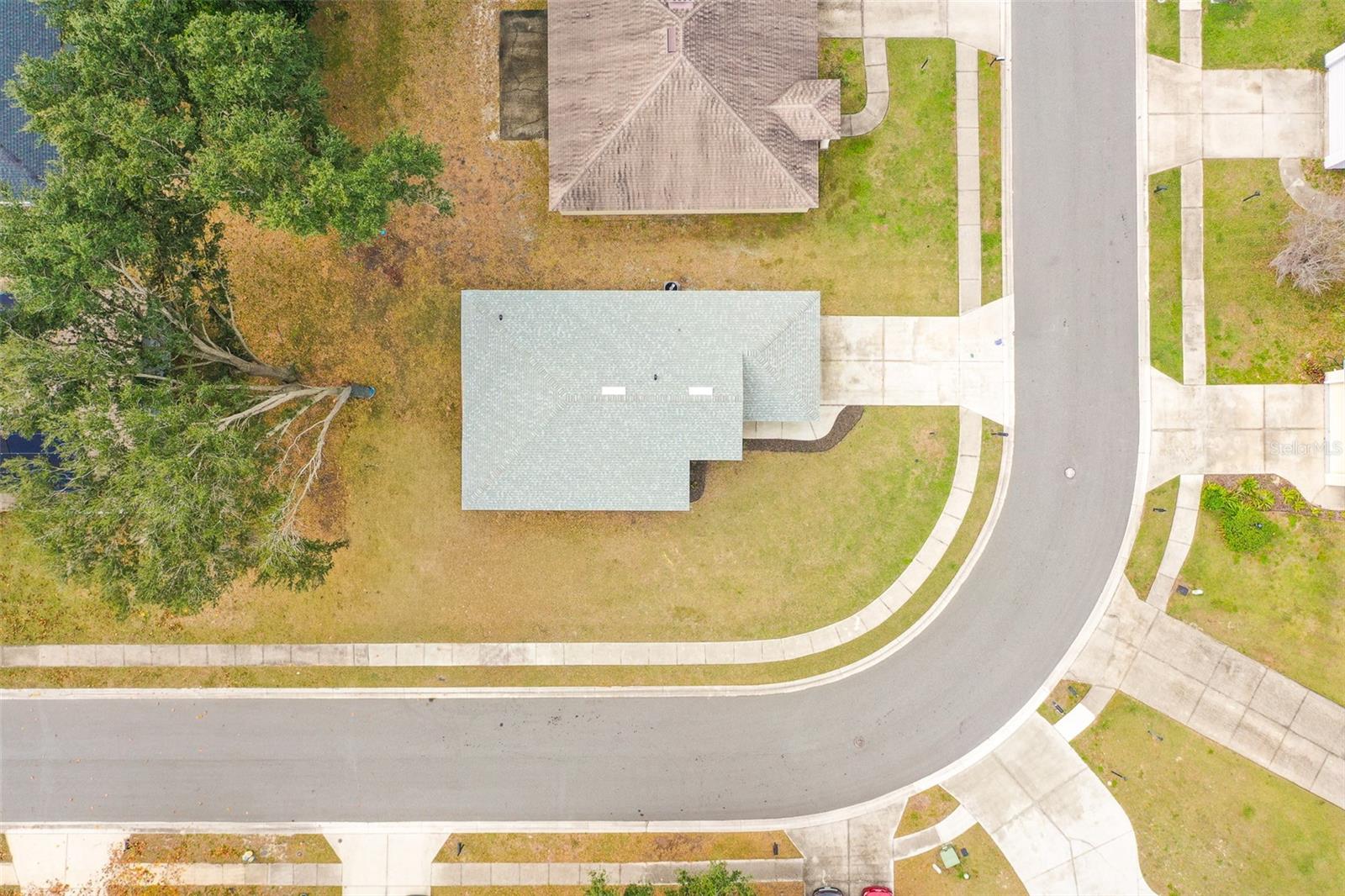 Image 17 of 20 For 137 Eagle Point Boulevard