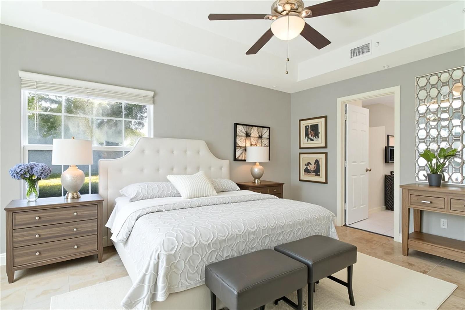 Image 5 of 20 For 137 Eagle Point Boulevard