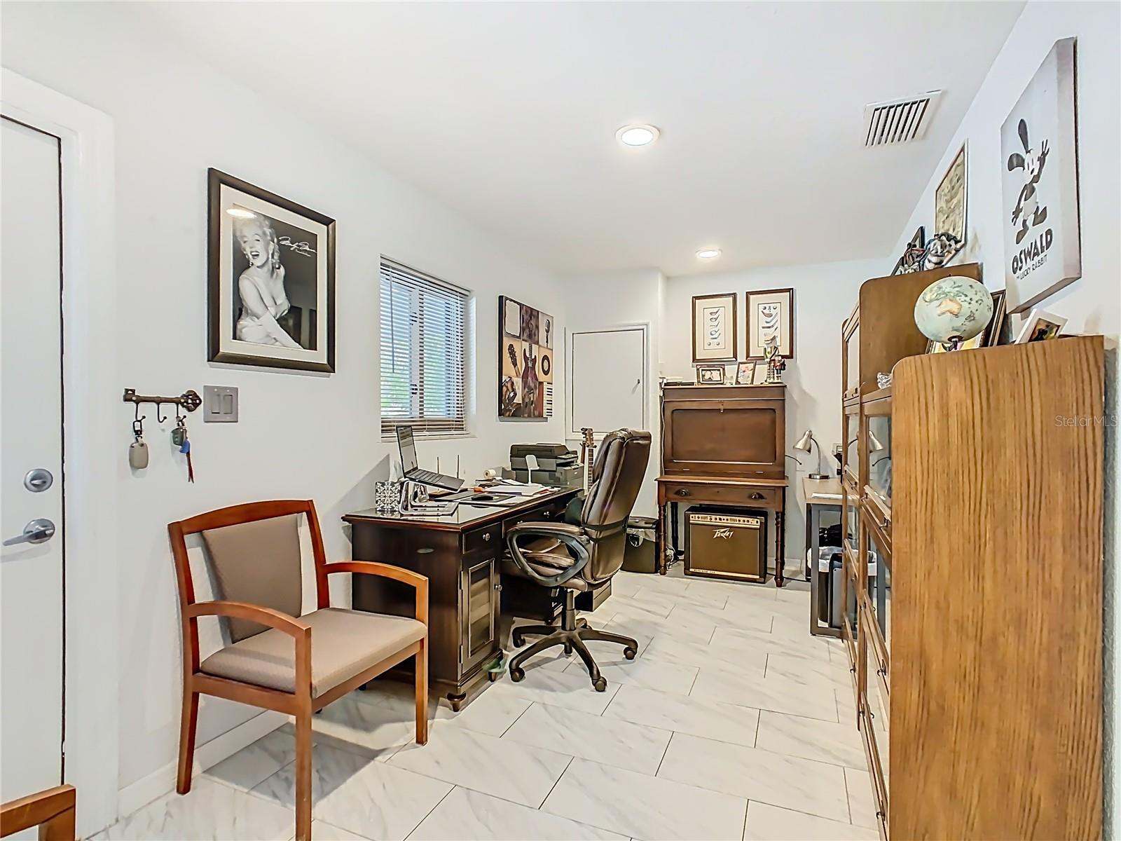 Image 37 of 69 For 3437 Oakview Drive