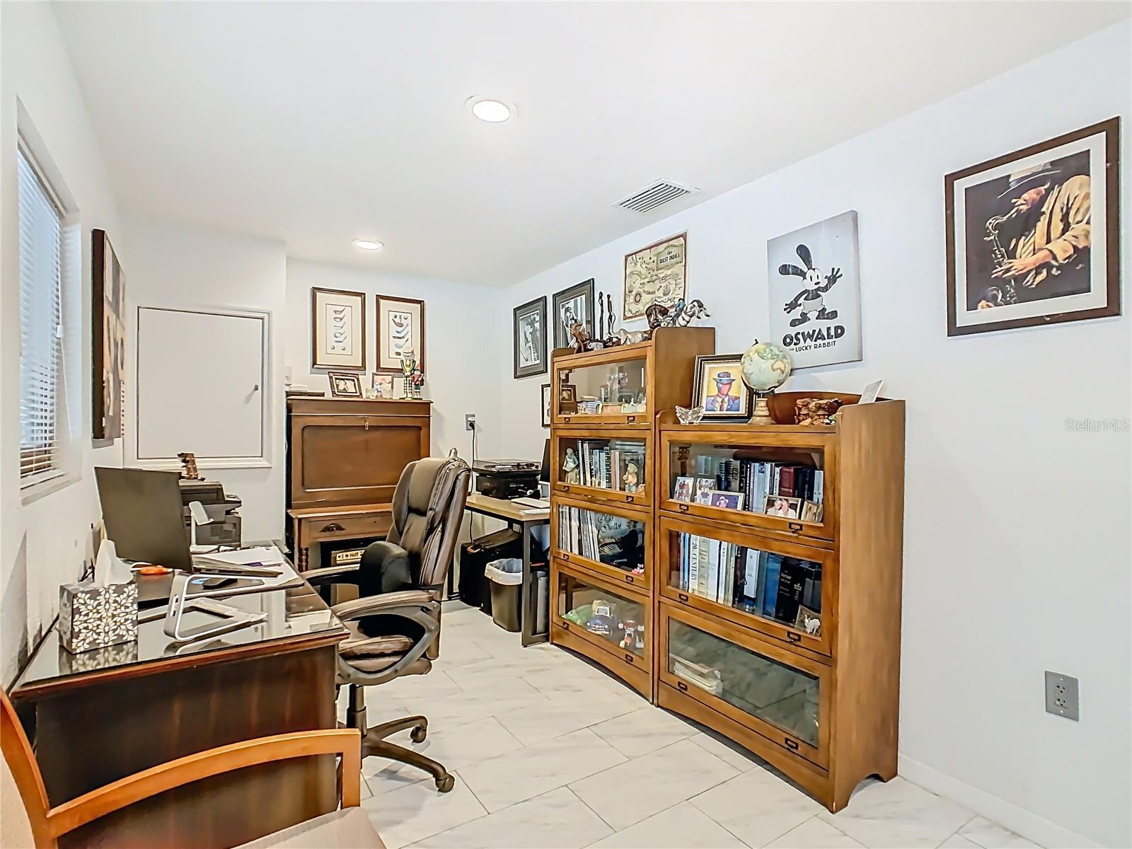 Image 38 of 69 For 3437 Oakview Drive