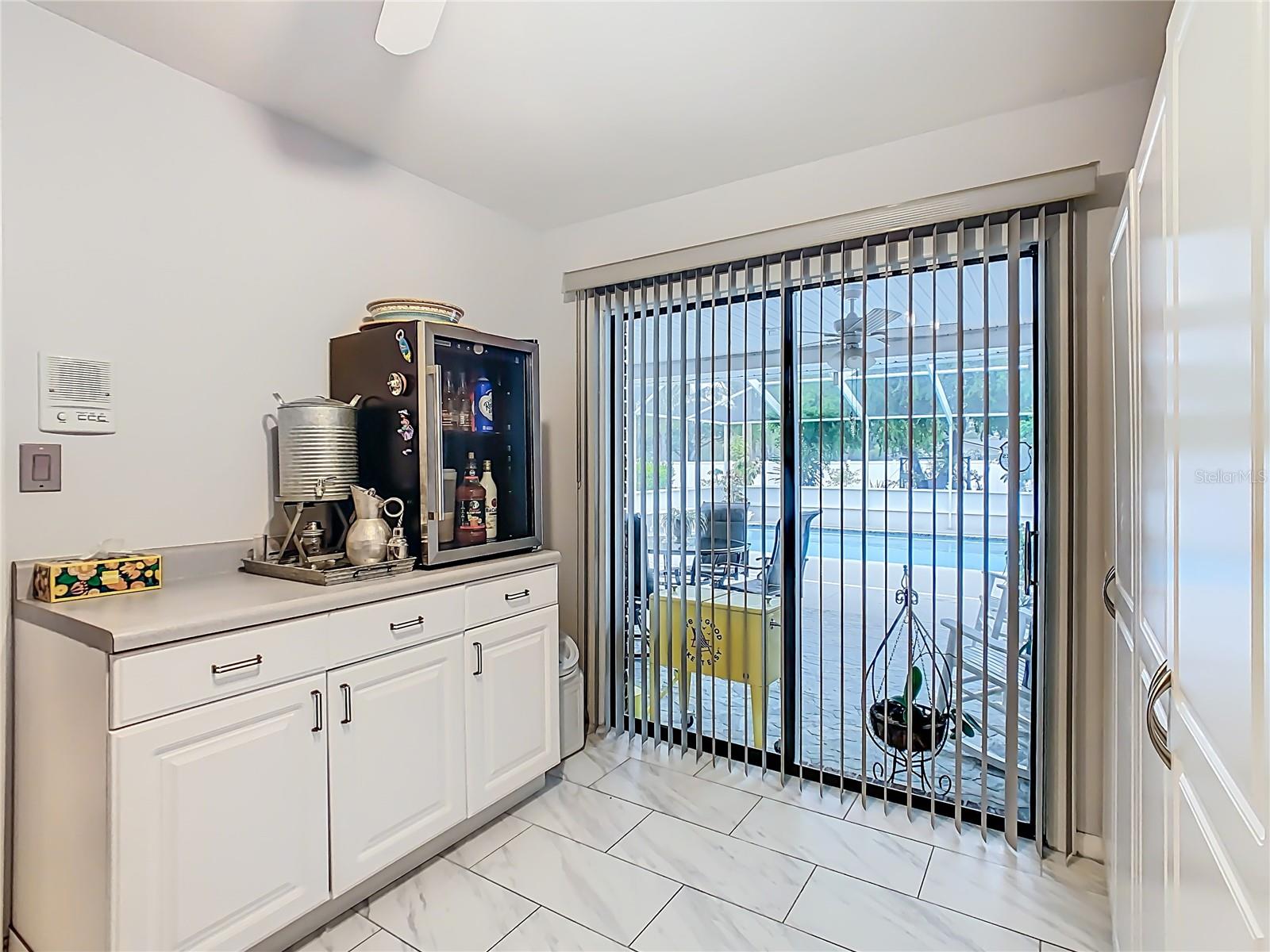 Image 43 of 69 For 3437 Oakview Drive