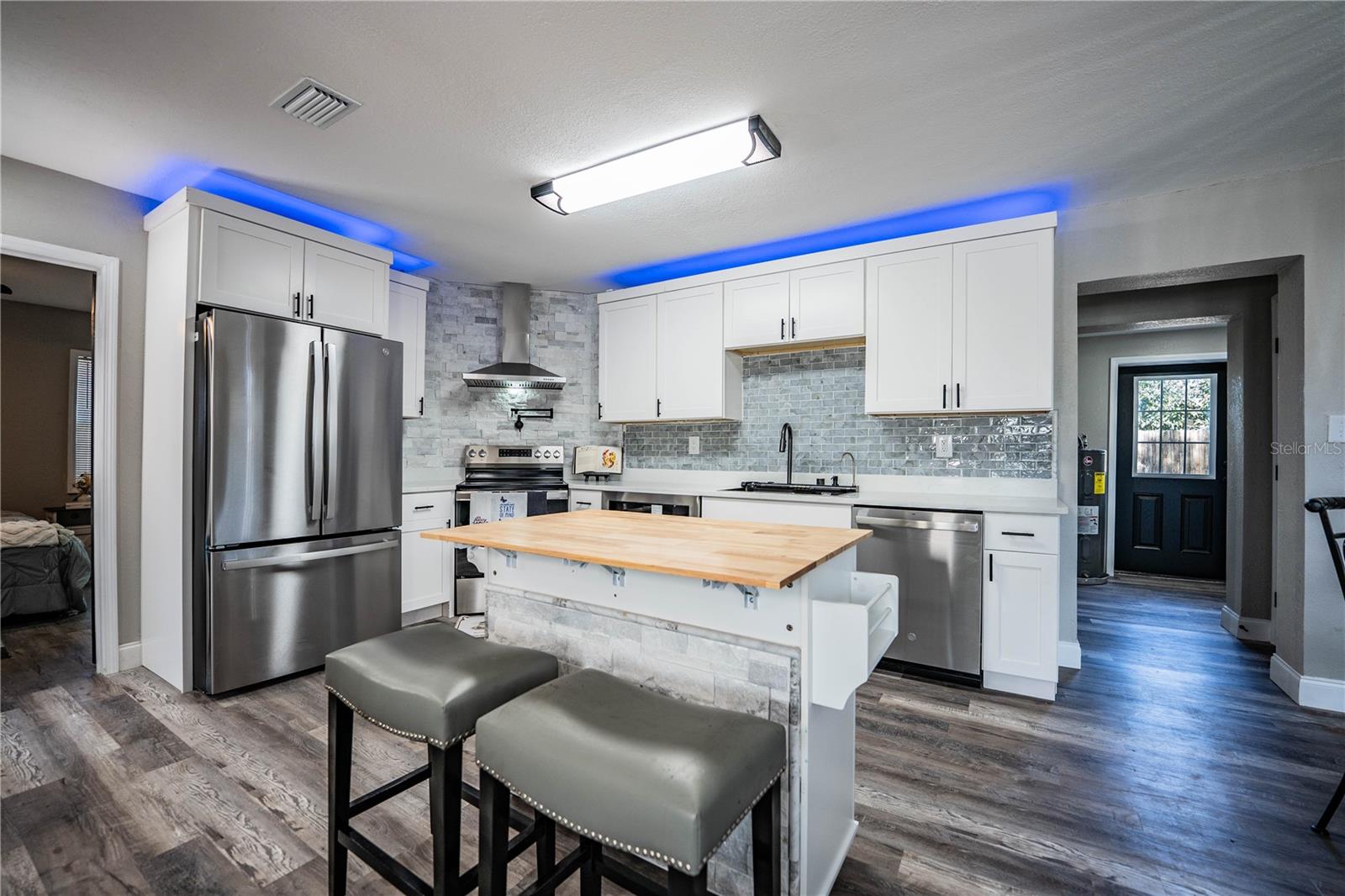 Image 11 of 43 For 115 Flamingo Drive