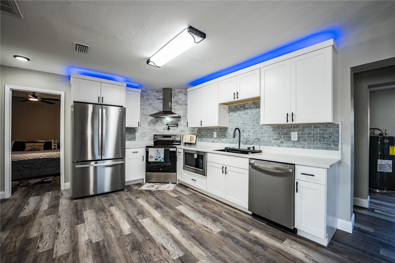 Image 12 of 43 For 115 Flamingo Drive