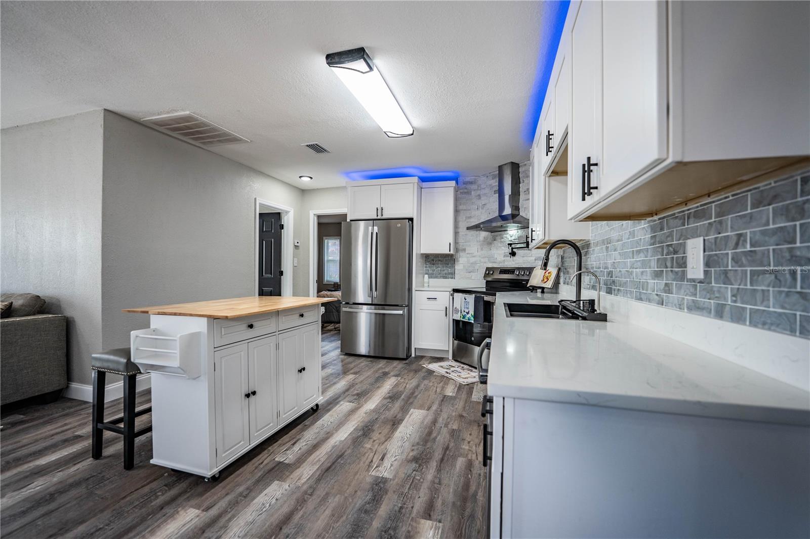 Image 14 of 43 For 115 Flamingo Drive