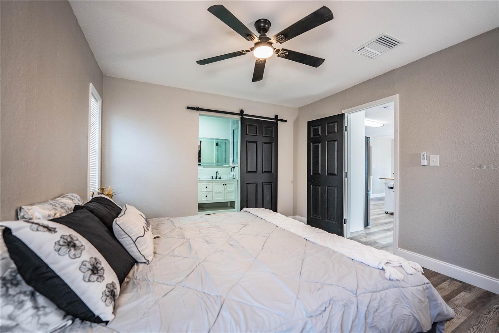 Image 19 of 43 For 115 Flamingo Drive