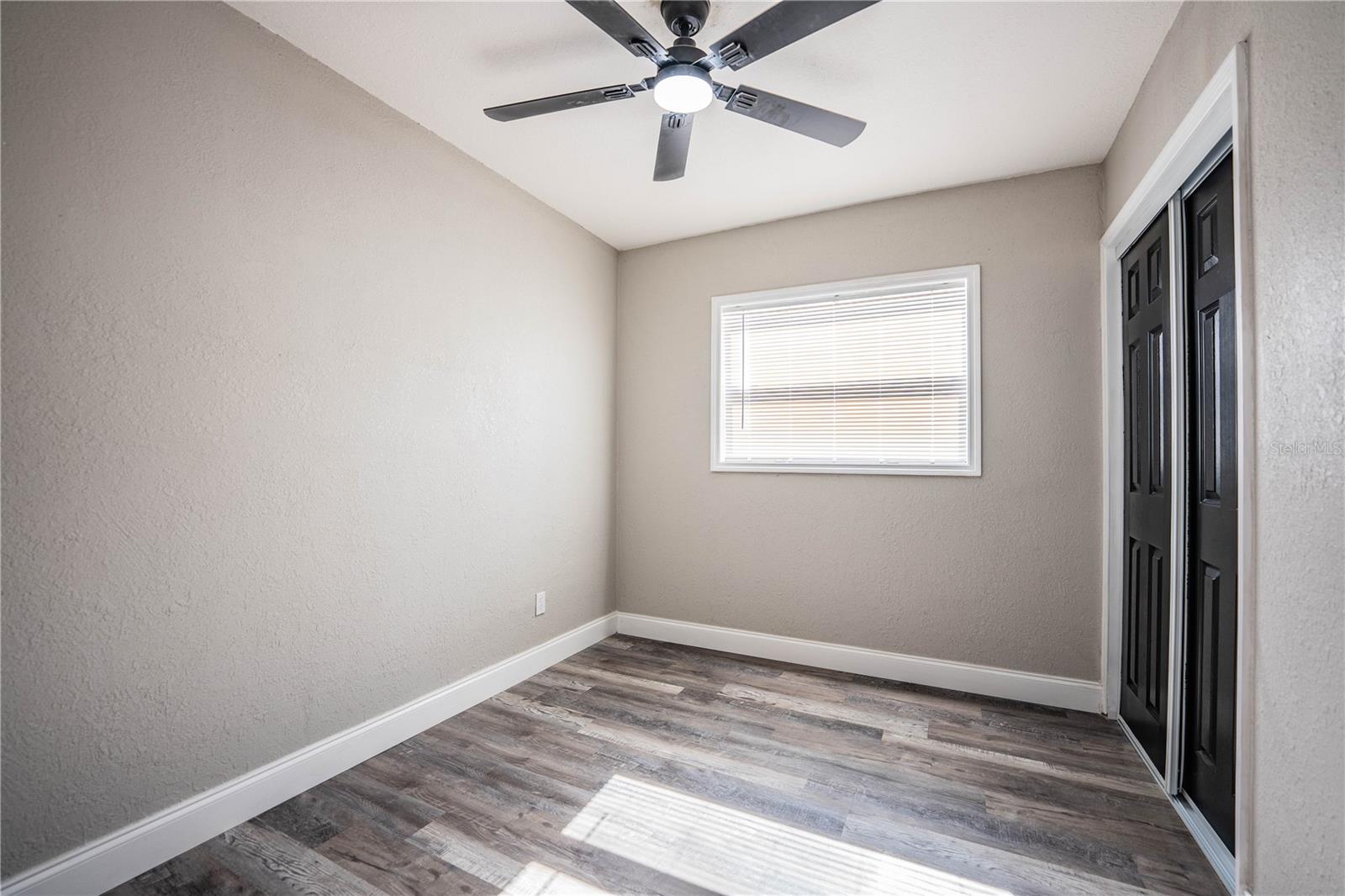 Image 26 of 43 For 115 Flamingo Drive