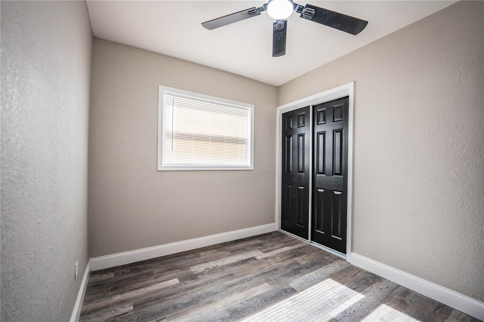 Image 27 of 43 For 115 Flamingo Drive